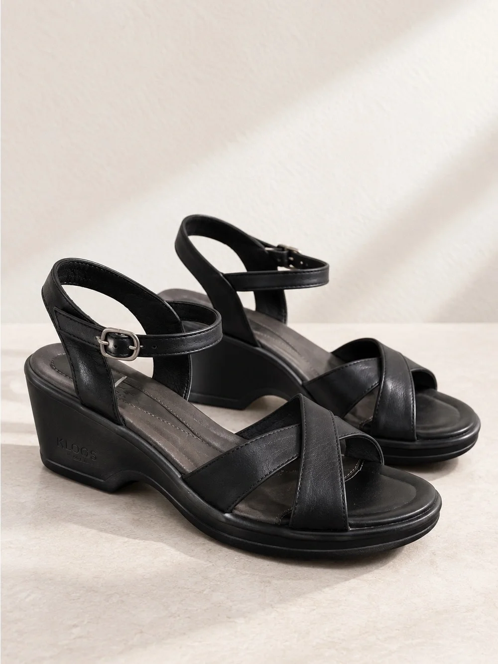 Dansko Black Leather Wedge Sandals Women’s EU 40 Ankle Strap